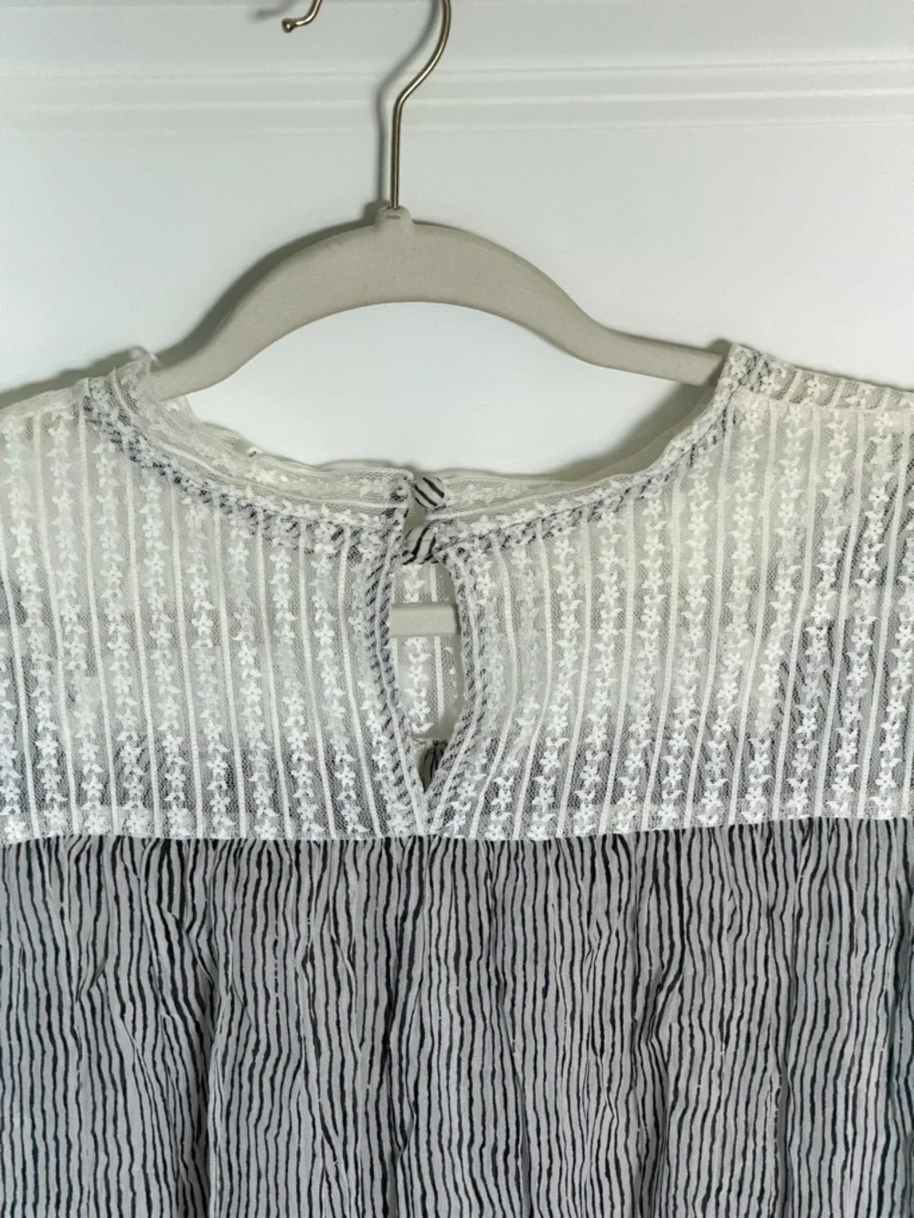 Anthropologie Floreat Black Reina Pleated Lace Striped Blouse Large 39636
